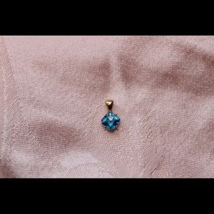 14kt Yellow Gold Pendant With Blue Stone